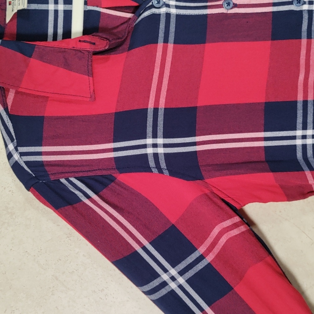 4111 Woolrich red and blue plaid flannel button up shirt M - Picture 6 of 13